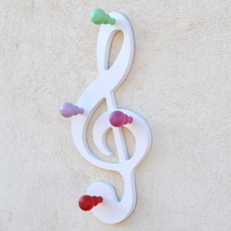 Percha blanca de madera. En clave de Sol 