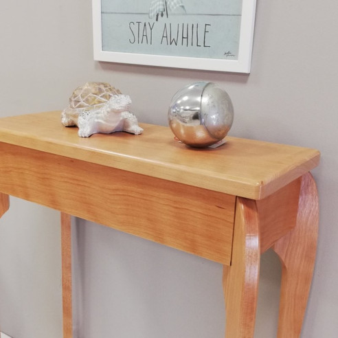 Consola tamaño pequeño en madera natural