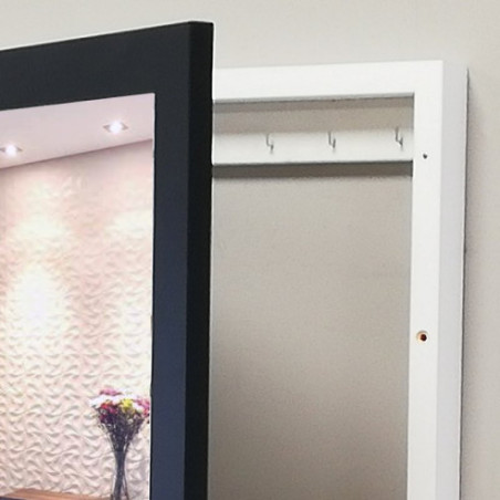 Cubrecontador negro y blanco espejo colgadores llaves