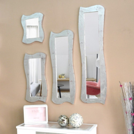 Espejo marco plateado moderno